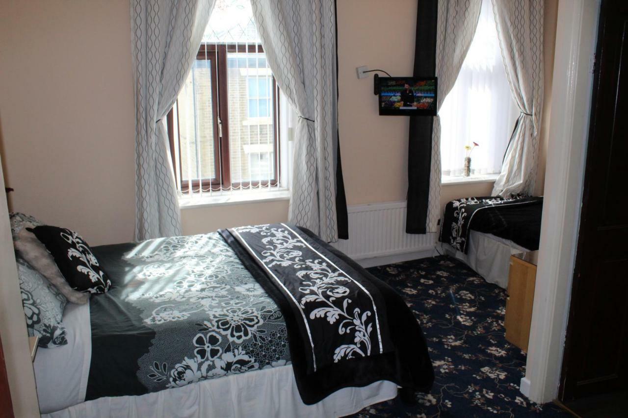 Peakdale Lodge Ґлоссеп Екстер'єр фото